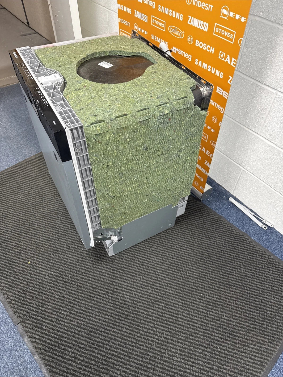 Bosch Series 2 SMV2HTX02G (35) 60cm Fully Integrated Dishwasher with Wi-Fi Enabled Home Connect - D Rated - (Ex Display) -HW182035