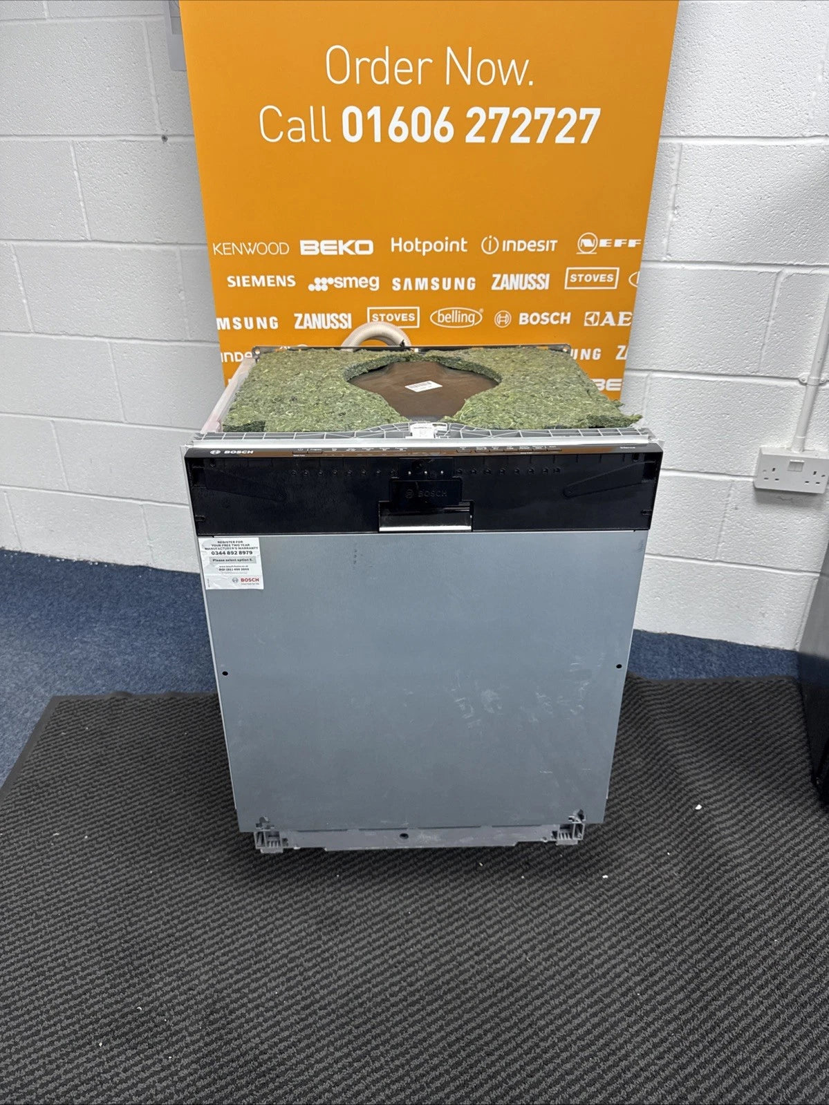 Bosch Series 2 SMV2HTX02G (19) 60cm Fully Integrated Dishwasher with Wi-Fi Enabled Home Connect - D Rated - (Ex Display) - HW182019