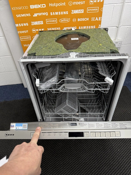 Neff N30 S153HTX02G (30) Wi-Fi Enabled Full Size Integrated Dishwasher - (Blemished) - HW182030